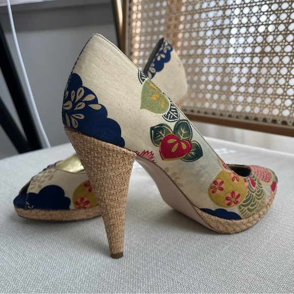Steve Madden Richhi floral print peep-toe heels | Blue, Cream, Red | Size 8 - Picture 5 of 15